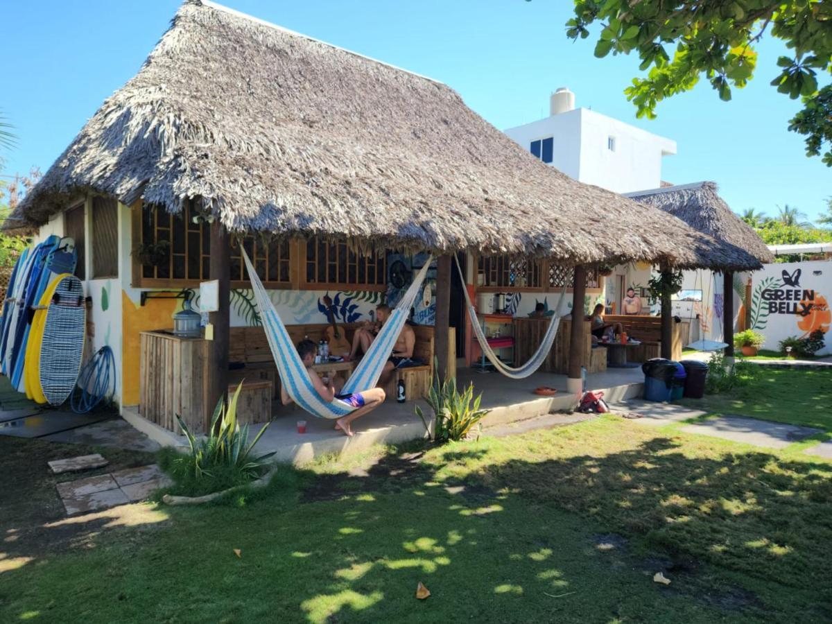 Green Belly Surf Hostel El Paredón Buena Vista Exterior foto